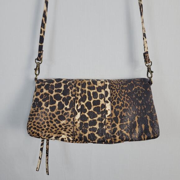 Jessica Simpson leopard print kiss lock fold over crossbody clutch brown Y2K - Picture 4 of 10